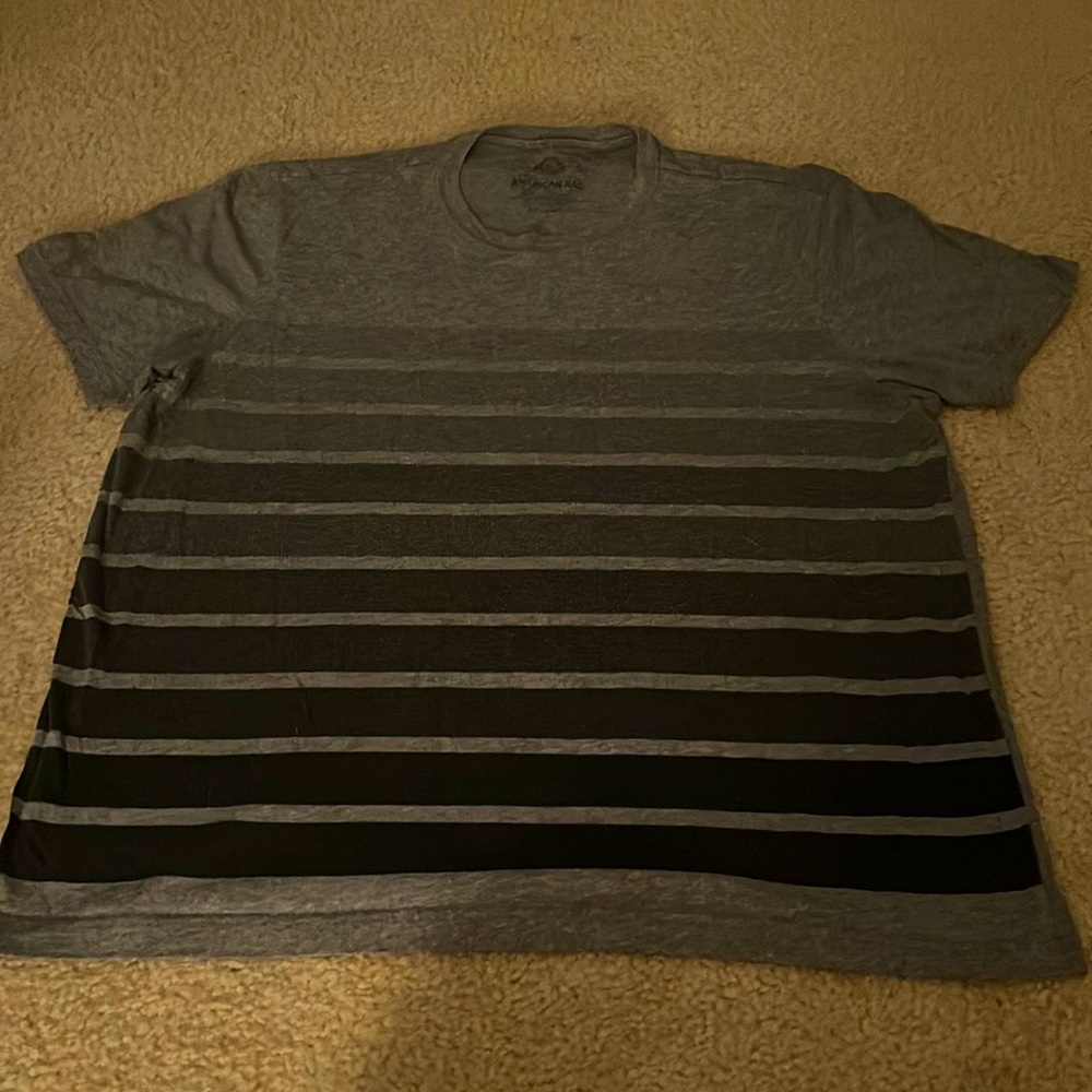 Striped men’s Tshirt L